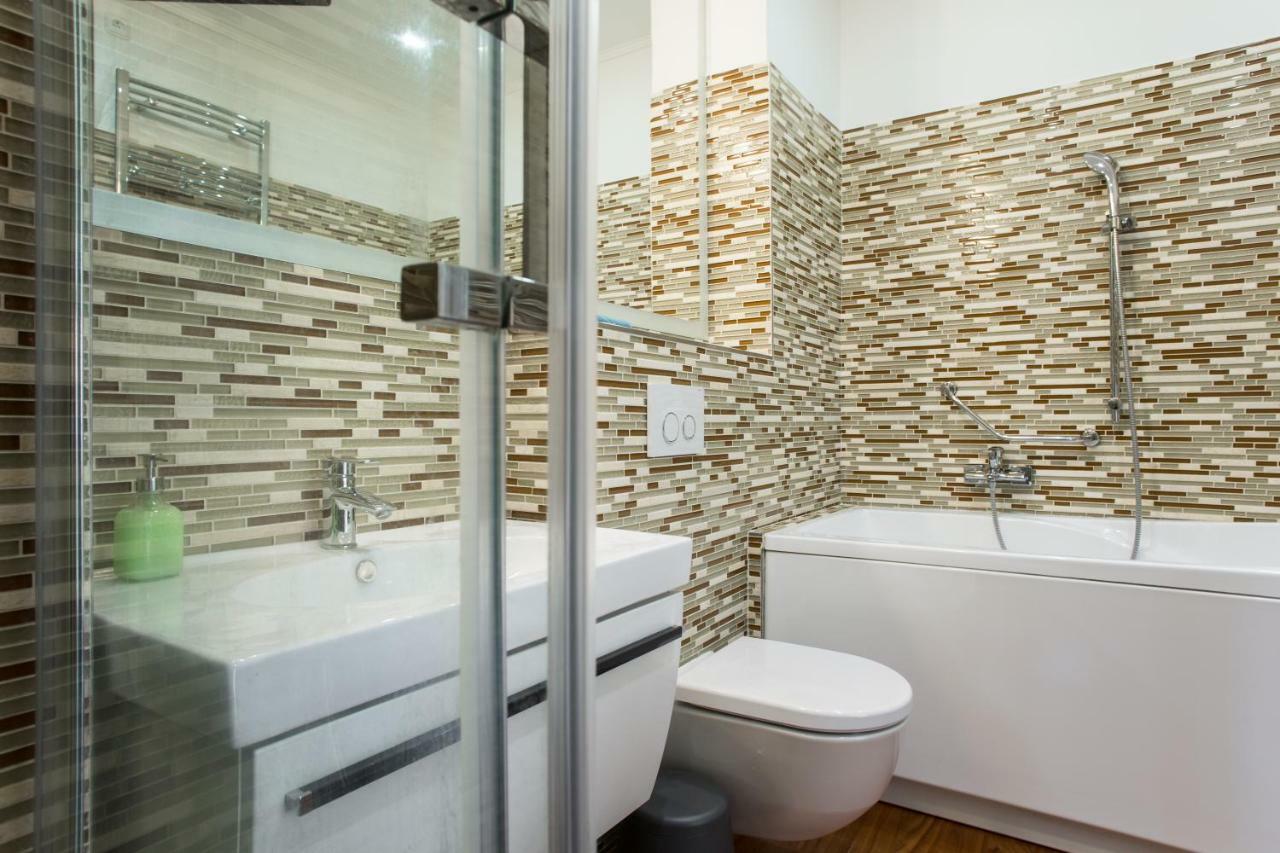 Royal Near River - Nek4th Apartmán Prague